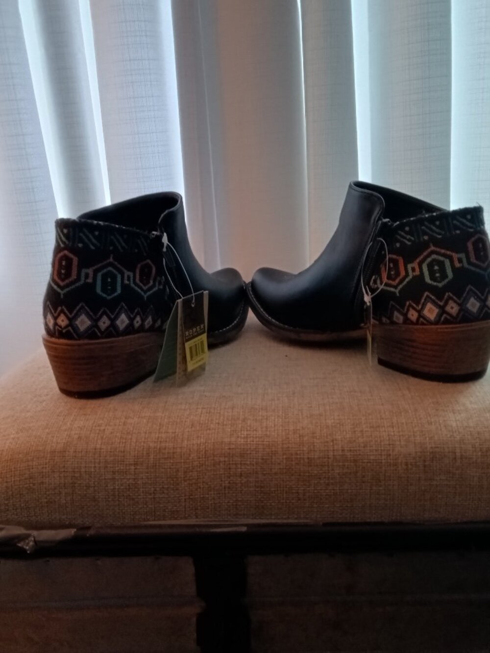 ROPER WOMEN'S SEDONA SOUTHWESTERN HEEL FASHION BOOTIES NIB size 7.5